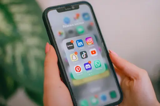 Calendrier de contenu (Instagram + TikTok)