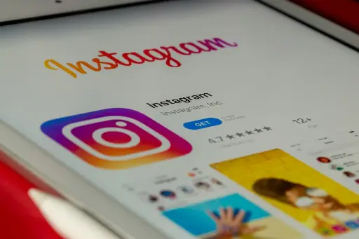 Création d’un compte Instagram + identité visuelle